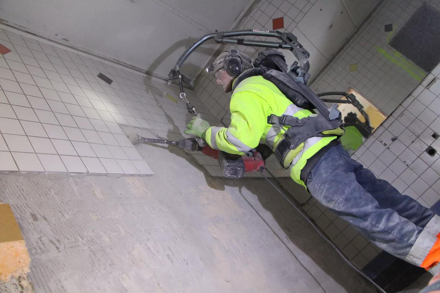 En vidéo: l'exosquelette Nonet sur un chantier de démolition