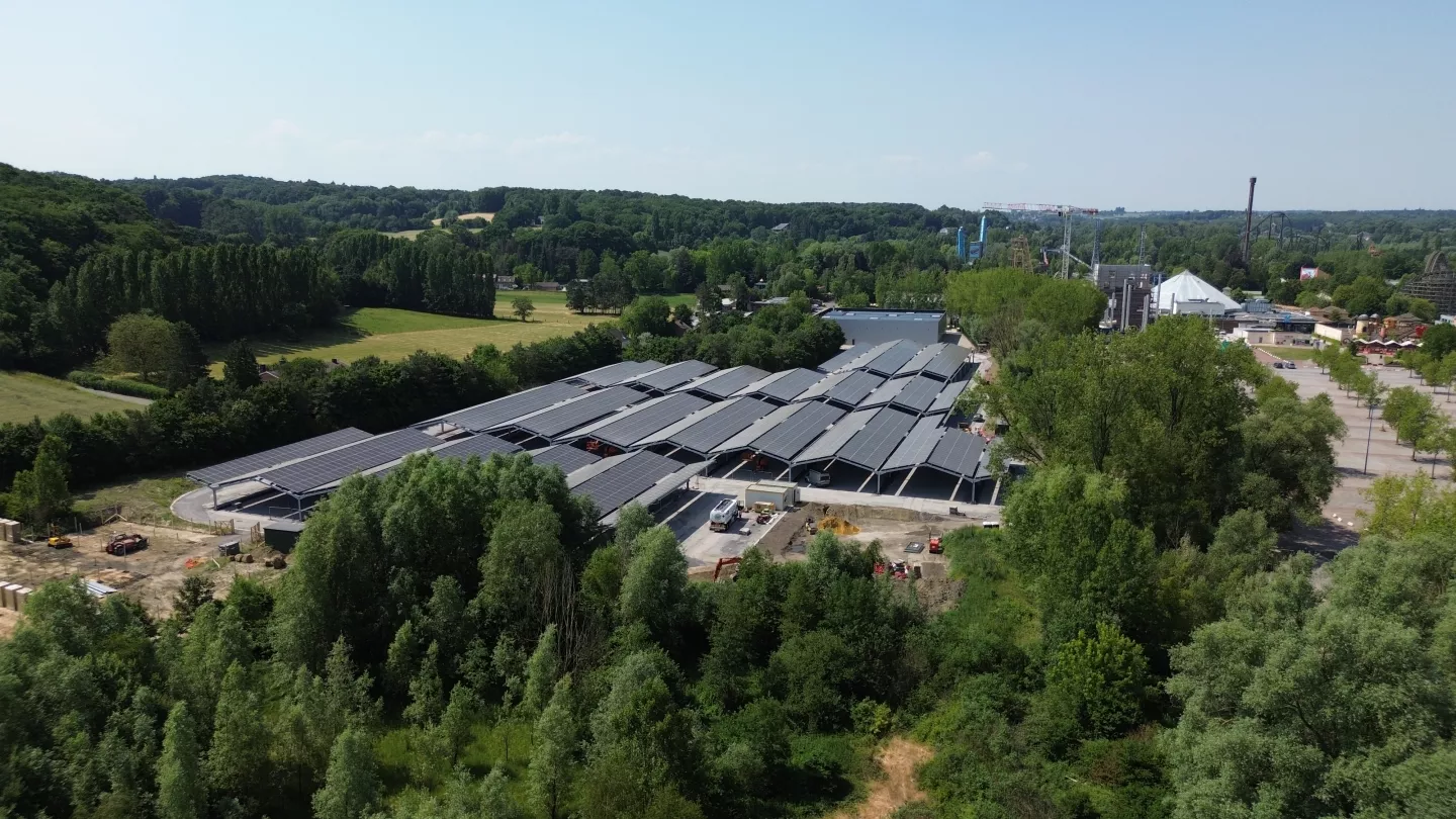 Nonet à Walibi pour étendre le parking