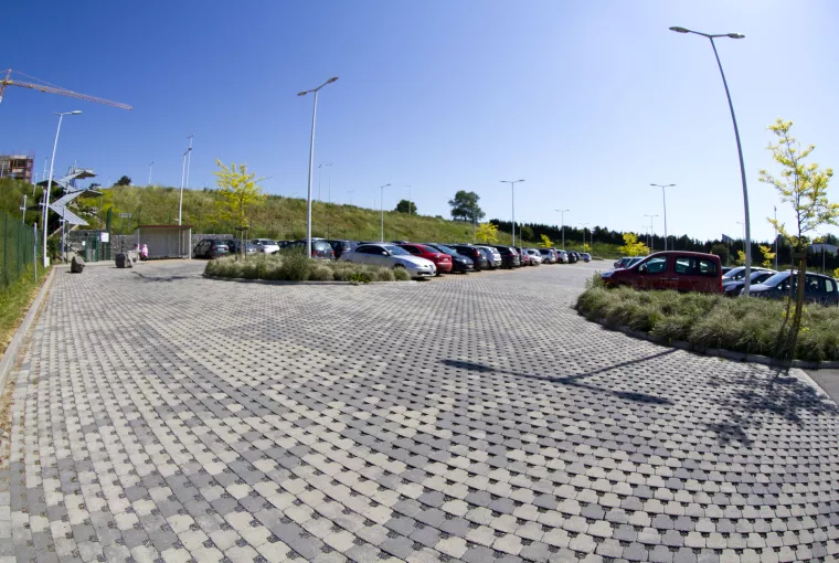 Aménagements extérieurs hôpital Dinant