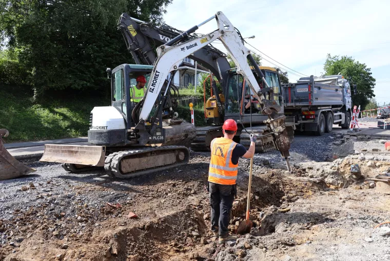 Travaux de voirie et réseaux enterrés à Ciney Avenue Schlogel