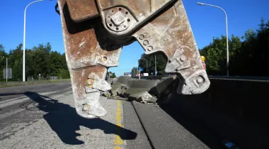 Namur - Travaux de démolition sur la route nationale 4